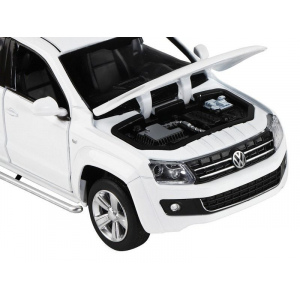 1:30 Volkswagen Amarok c инерционным механизмом